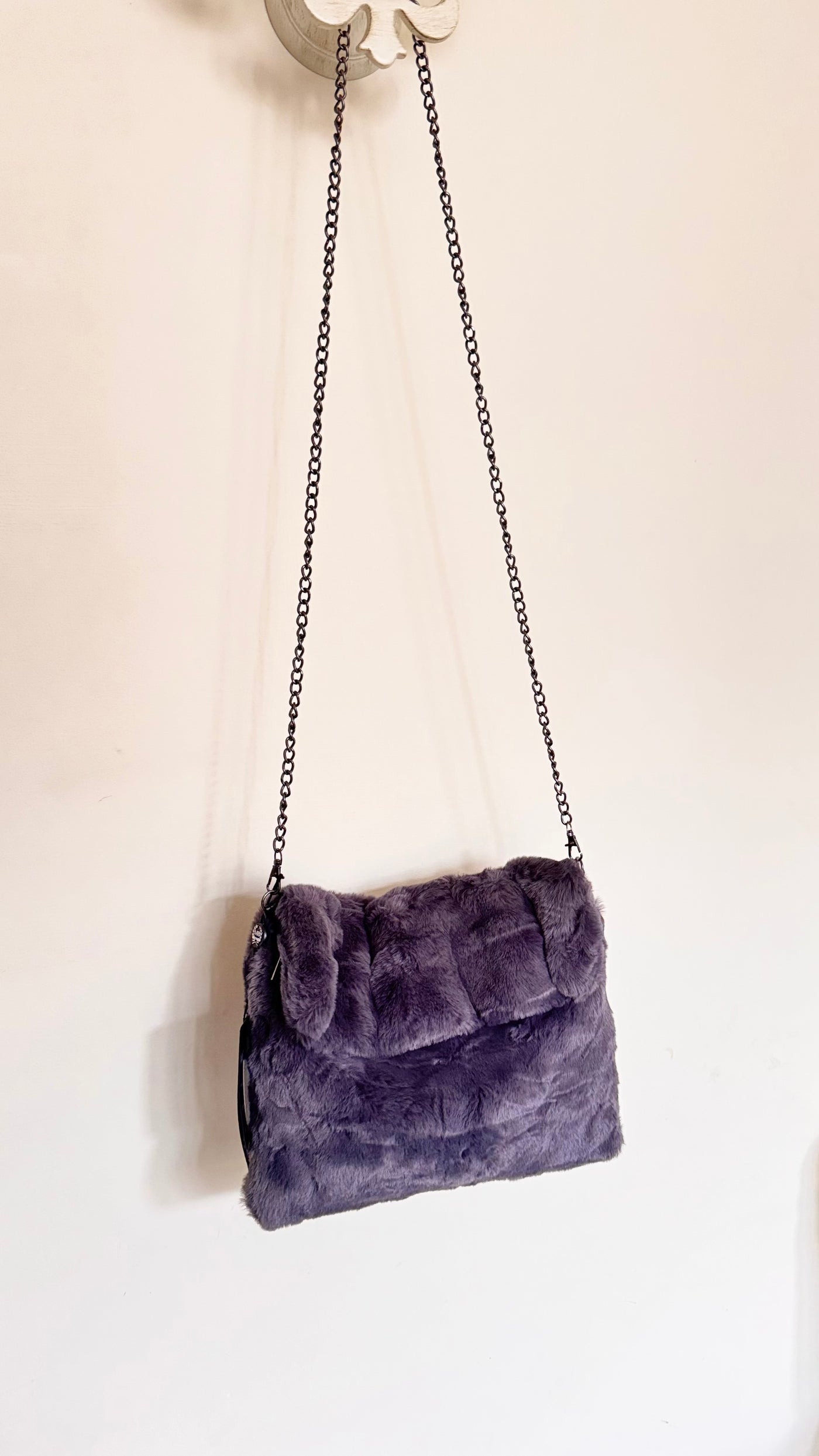 Faux Fur Flap Crossbody Bag- Antea