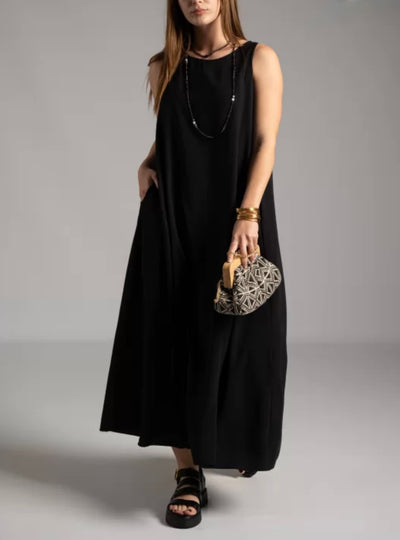 Black & Ivory Geometric Clutch Bag With Wooden Frame & Gold Chain-Kassandra