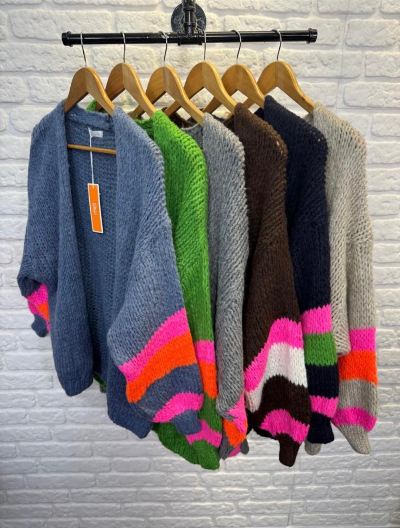 Italian design Brio cardigan – open front chunky knit in vibrant tones