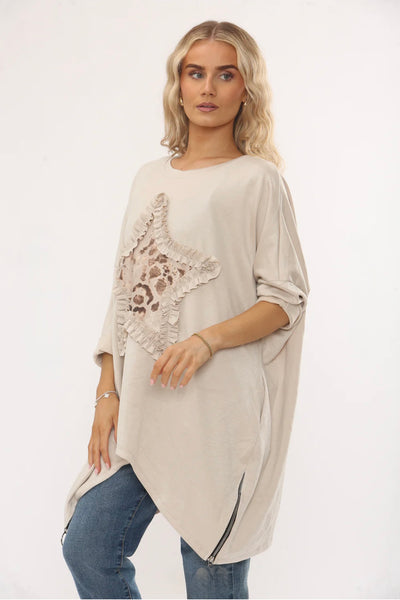 Vega beige sweatshirt featuring bold star motif