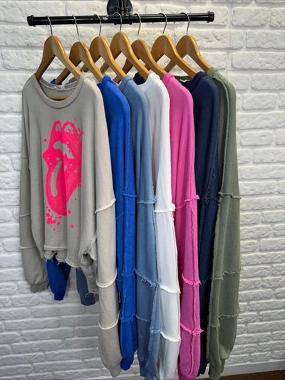 Rolling Stone Graphics Sweatshirt- Bold Kiss