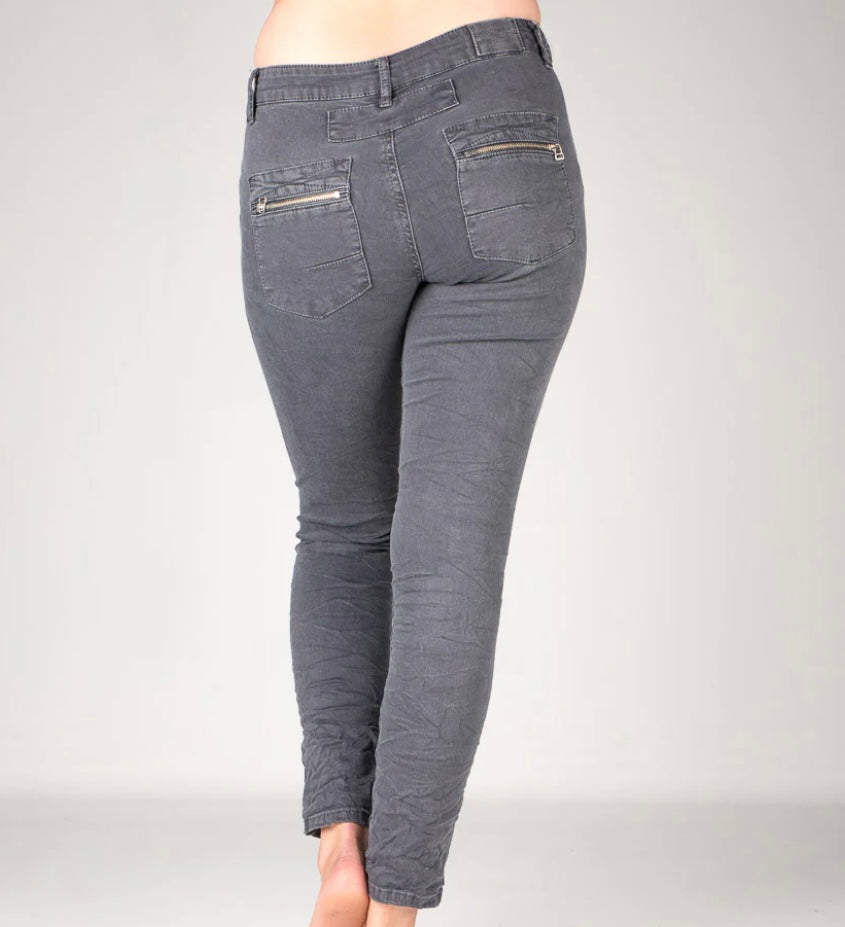 Melly & Co Stone 4 Button Hole Detail Jeans- Clara